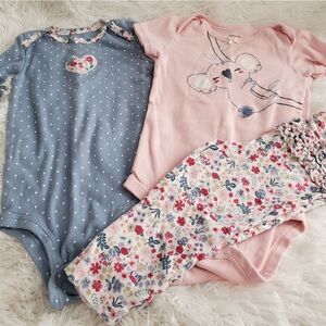 Like New- Carter's Baby Girl's 18 month 3 piece set